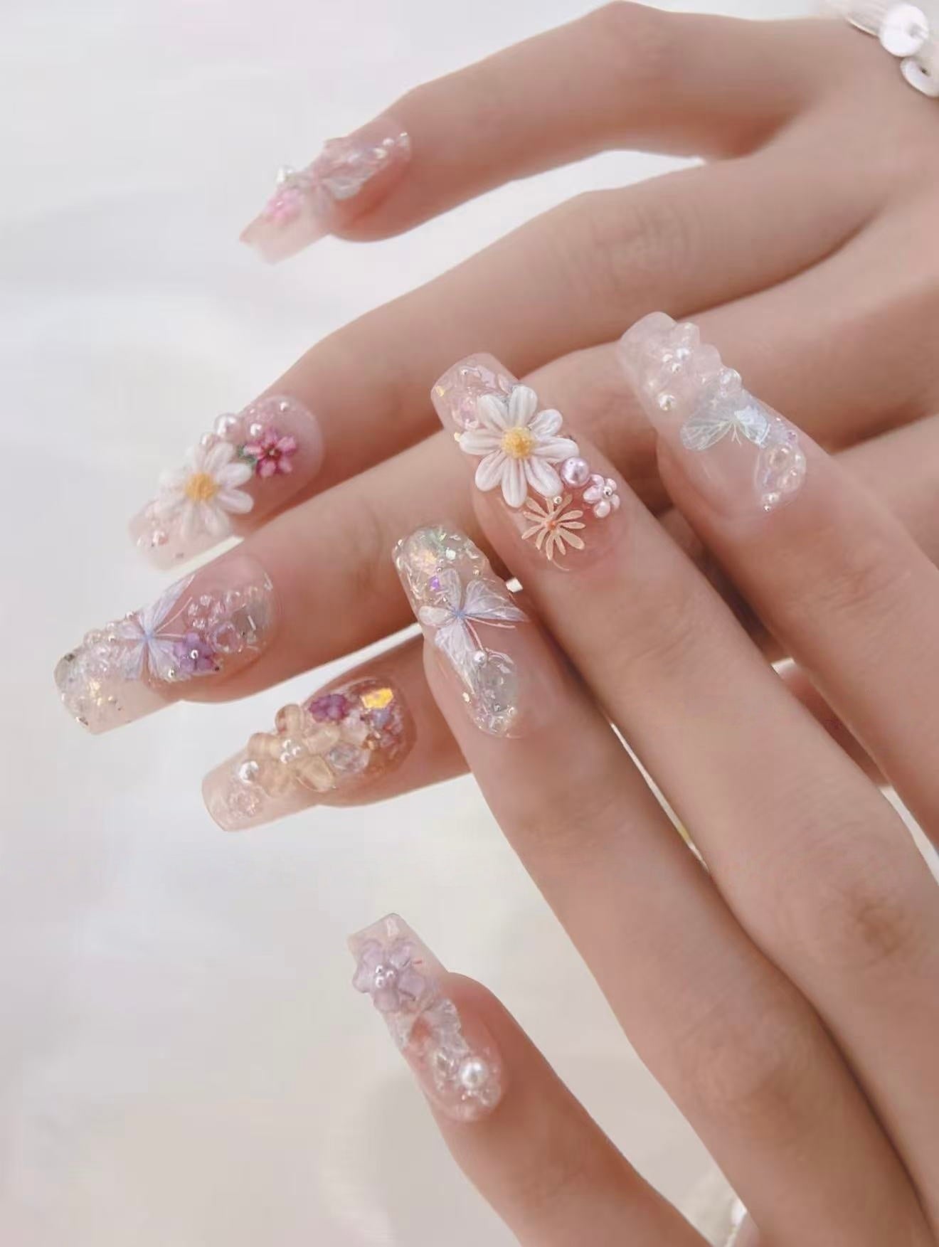 Spring Daisies — Sherbet Daisies on Sheer Base | Handmade Press-On Nails image 1